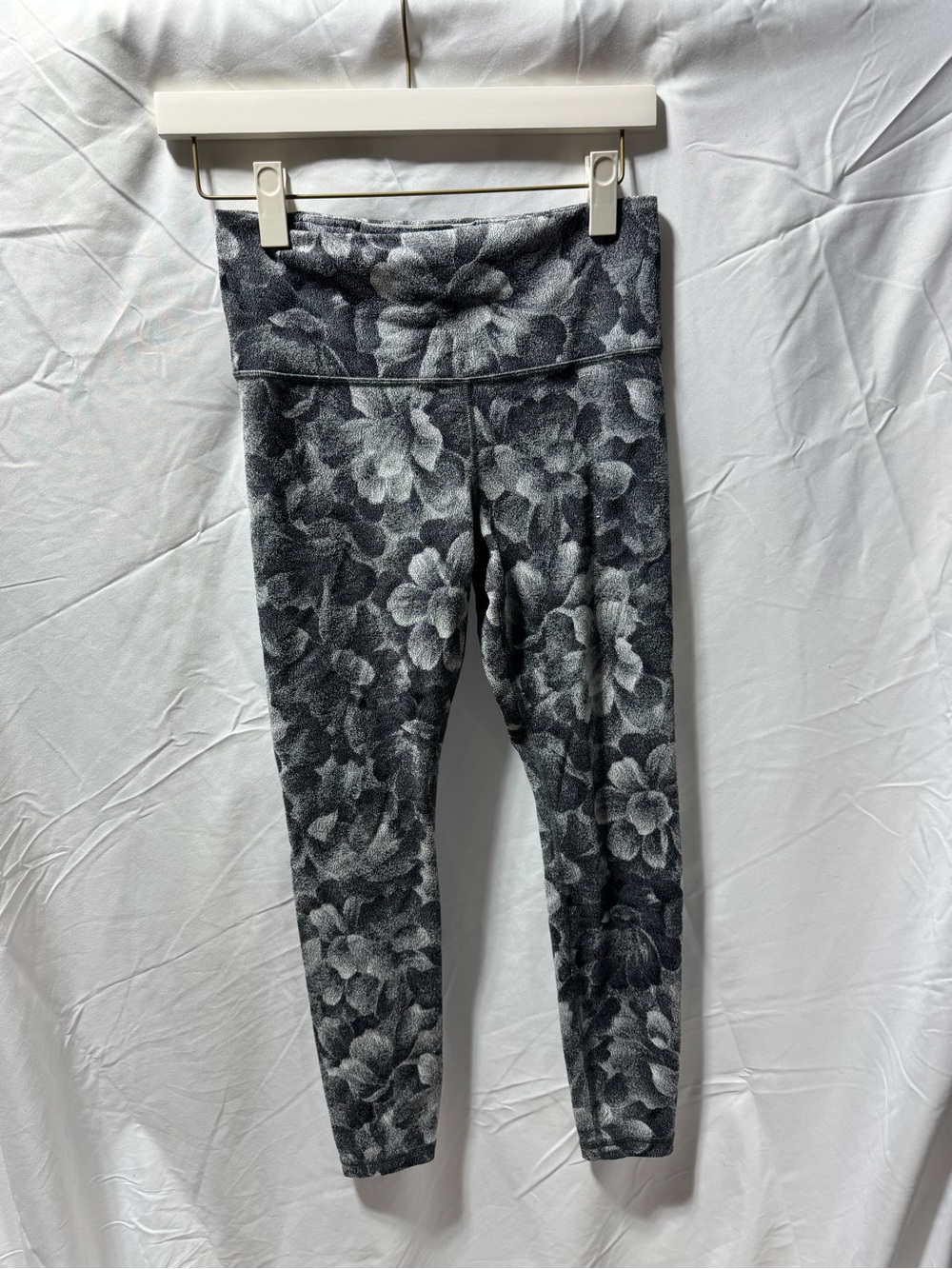 Athleta Gray Floral High-Rise Leggings